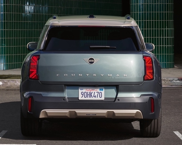 mini countryman2.jpeg